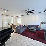 Grosse Terrassenwohnung Mit Seeblick Apartment