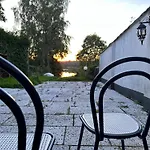 Grosse Terrassenwohnung Mit Seeblick Apartment