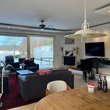 Grosse Terrassenwohnung Mit Seeblick Stechlin