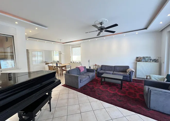 Grosse Terrassenwohnung Mit Seeblick شقة